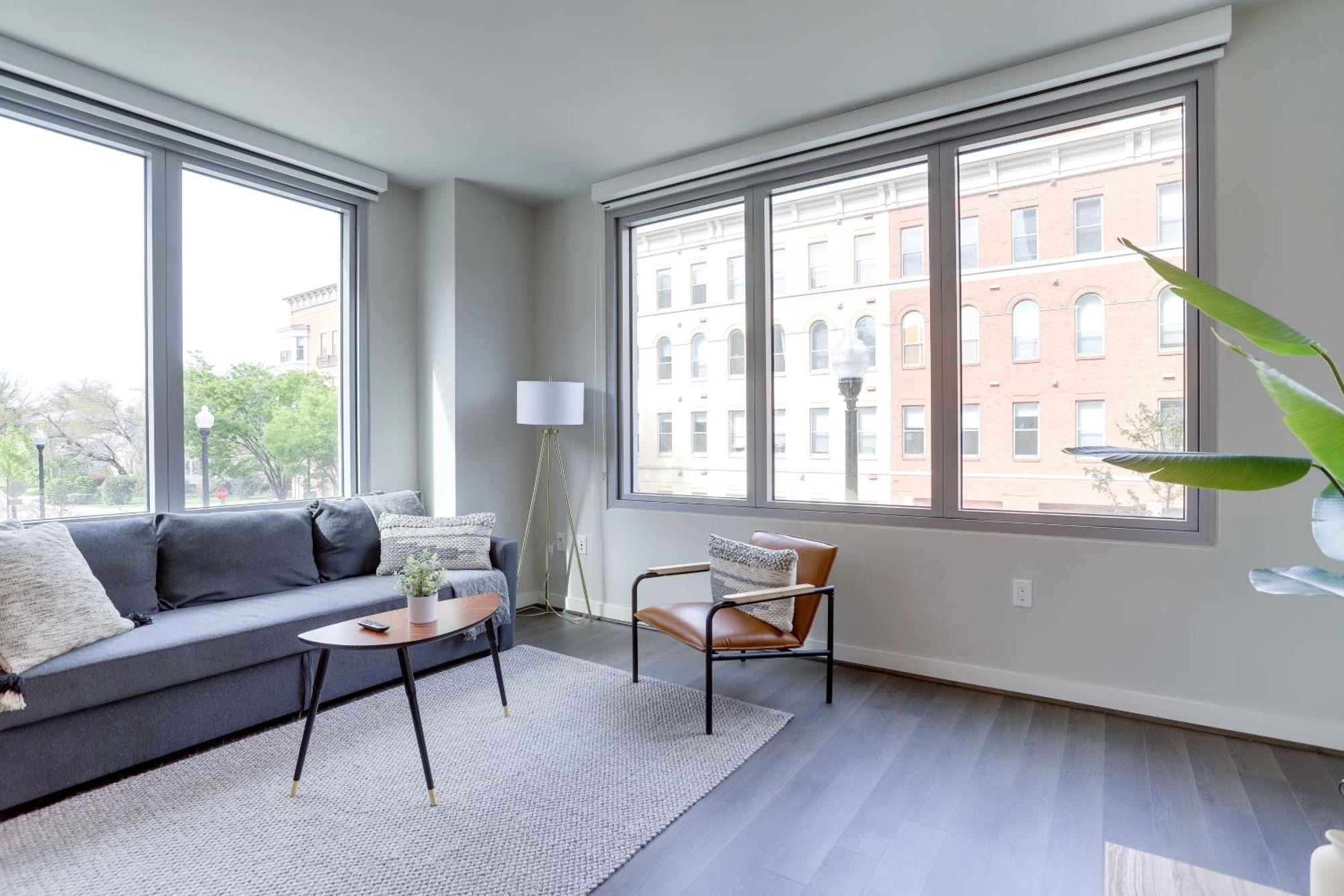Stylish Condo At Clarendon With Rooftop Views Arlington Exteriör bild