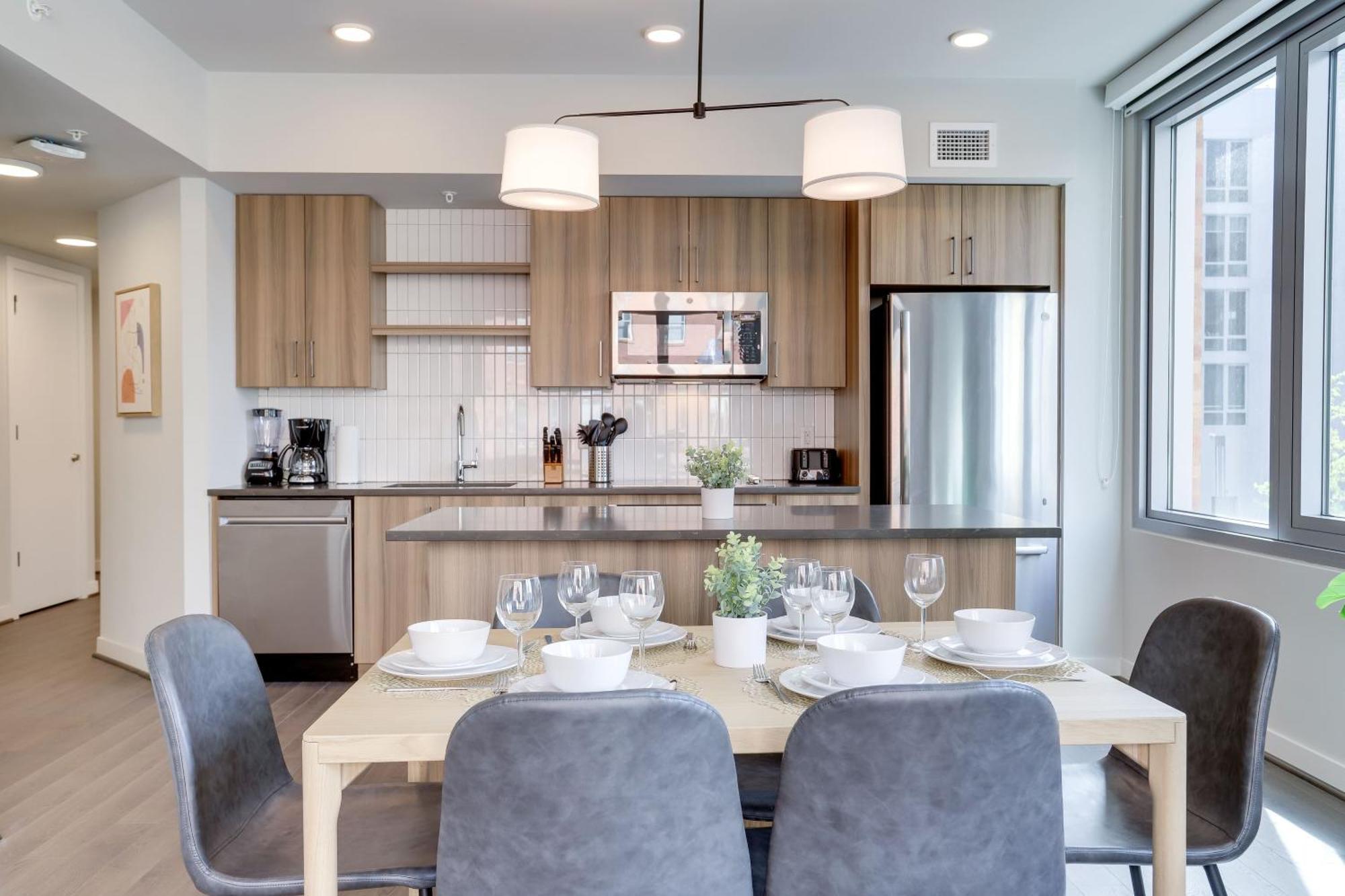 Stylish Condo At Clarendon With Rooftop Views Arlington Exteriör bild
